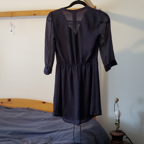 Dress - Picture 2 of 6